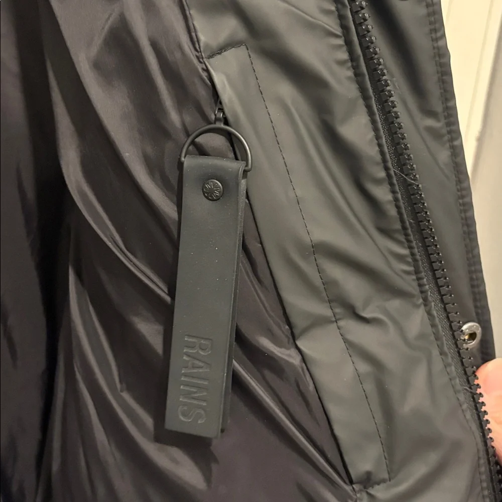 Rains Boxy Puffer vest black thermor - Picture 4 of 8